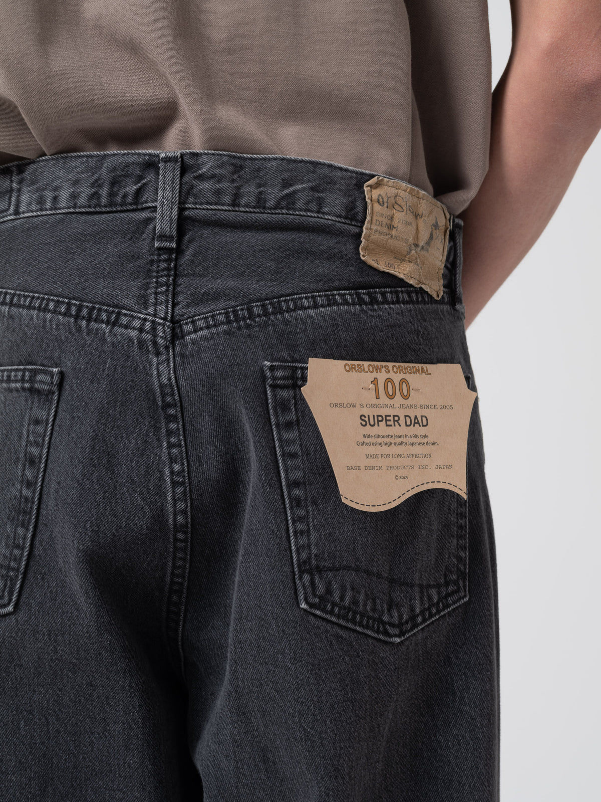 Jean 100 Super Dad, Black Stone