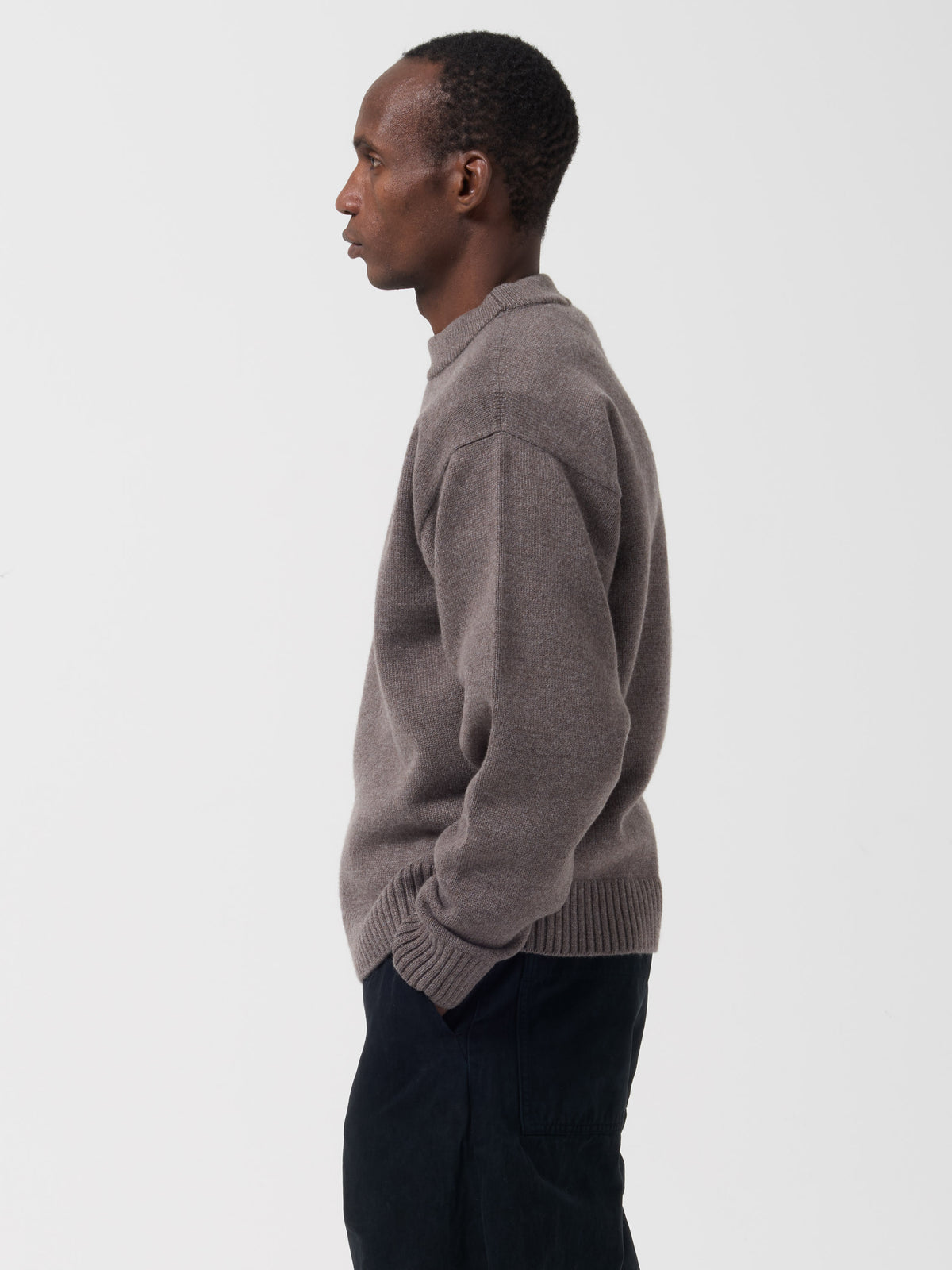 Pull Source, Greige