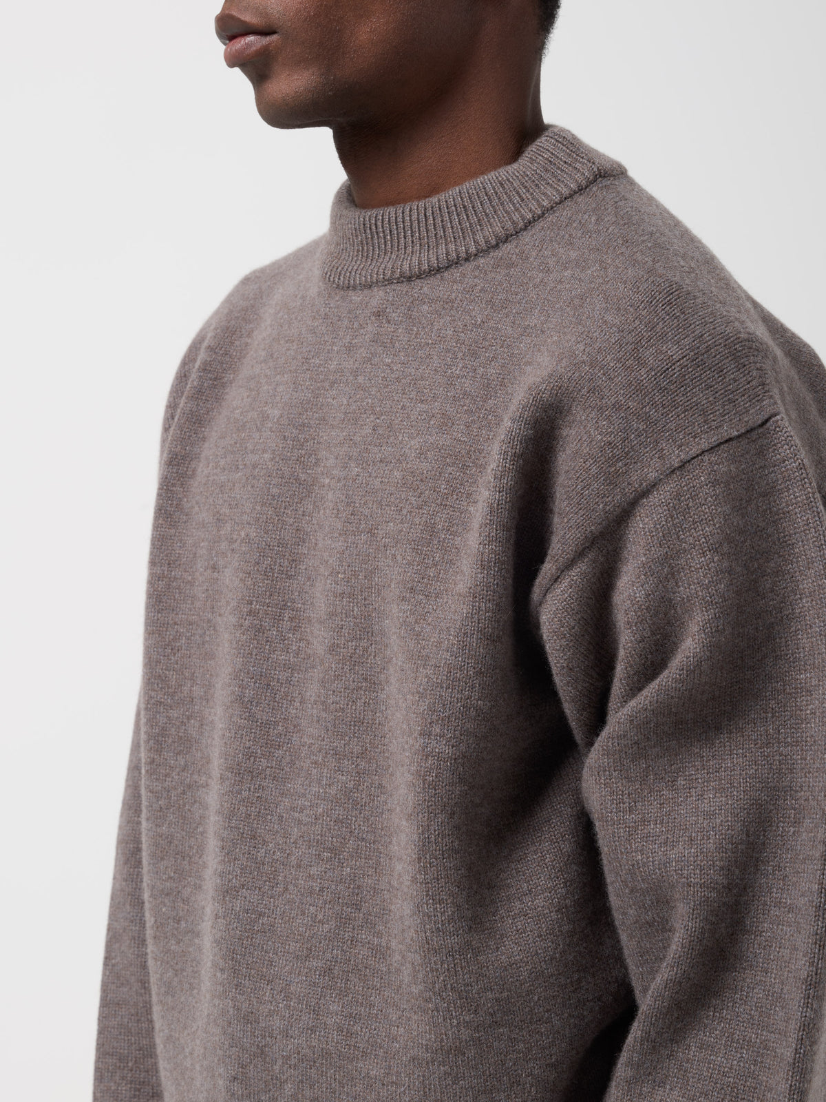 Pull Source, Greige