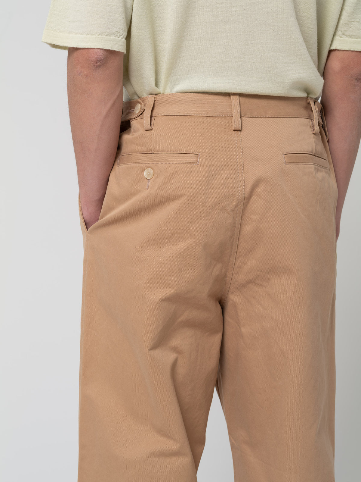 Chino Finx à Plis, Camel