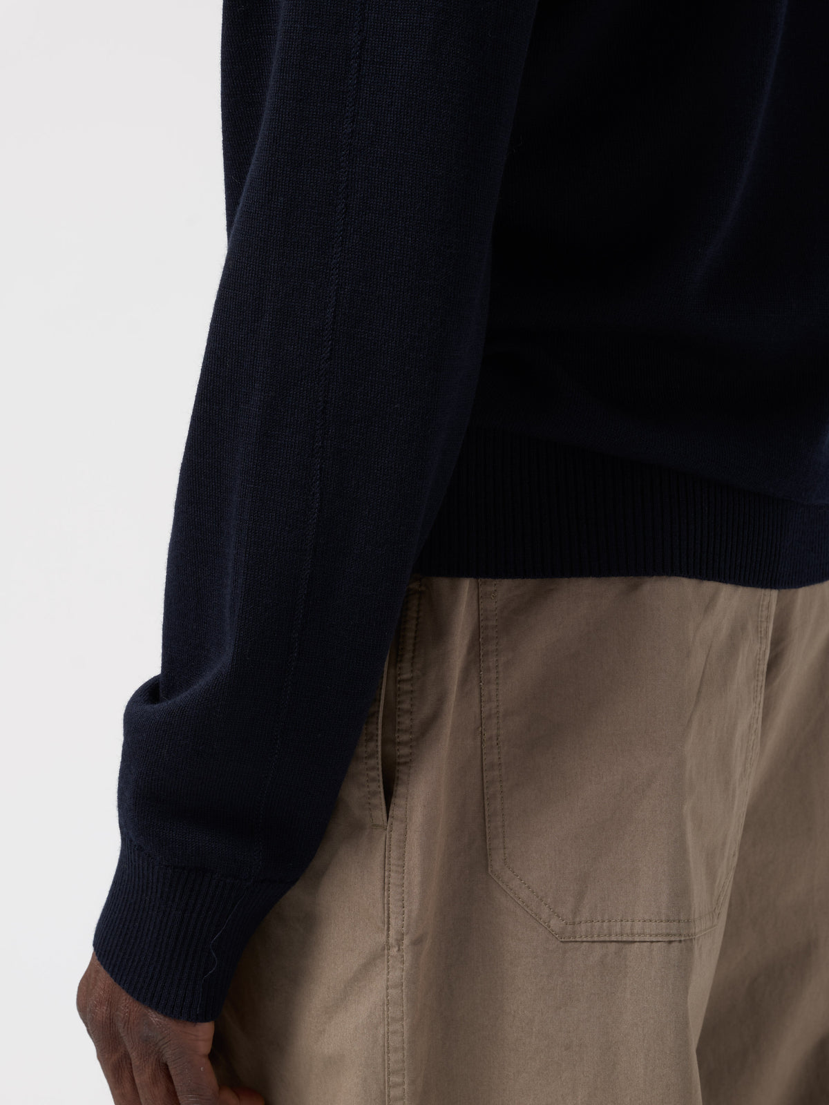 Pull Col V MHL, Encre