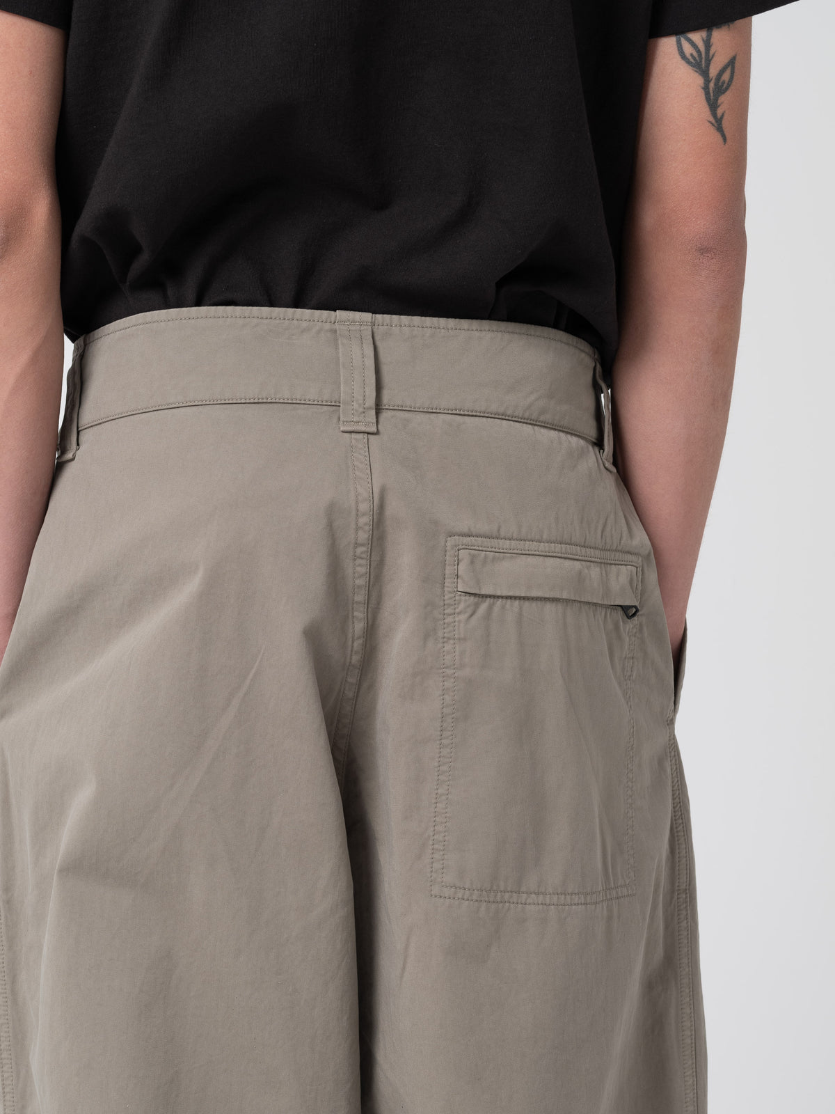 Pantalon à Plis Surpiqués MHL, Eucalyptus