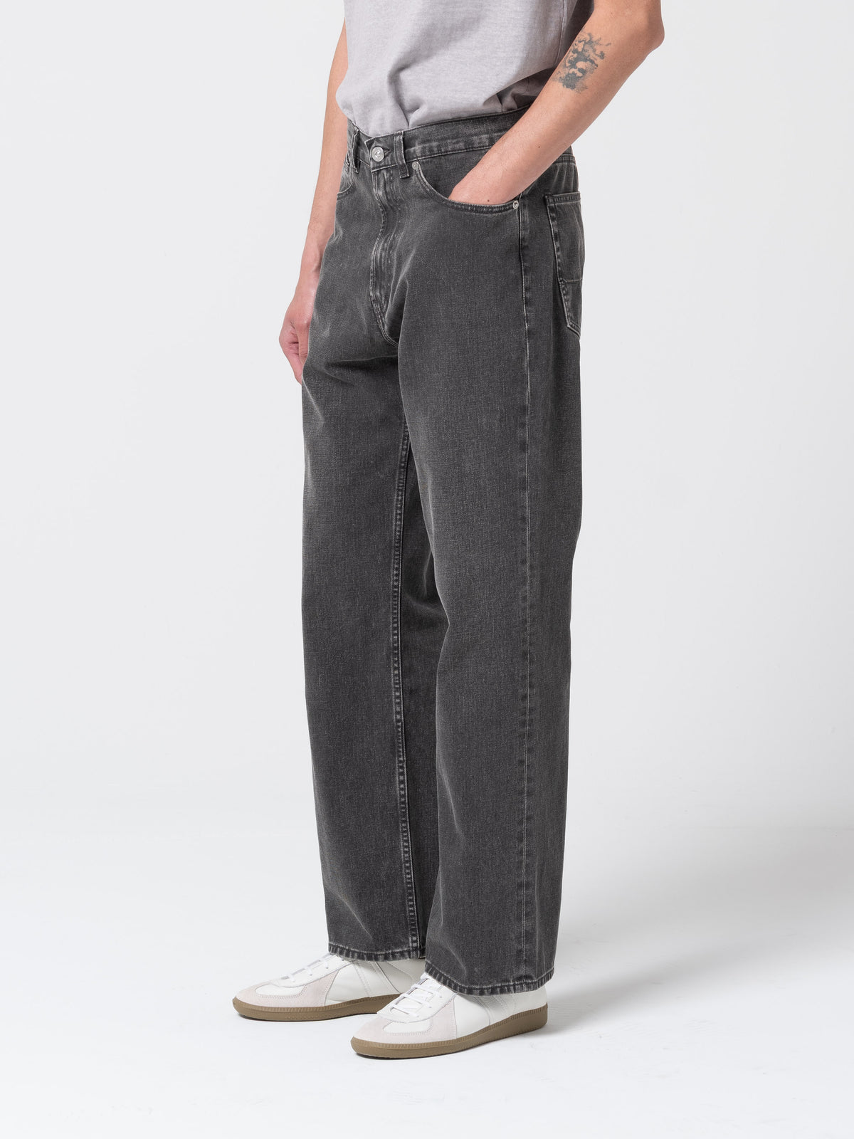 Jean Third Cut, Black Coated Wash