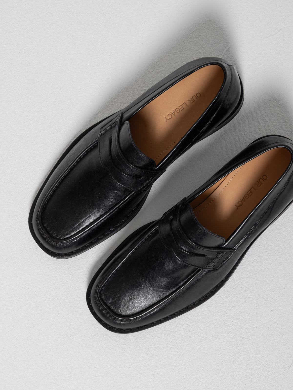 Light Loafer, True Dye Black Leather
