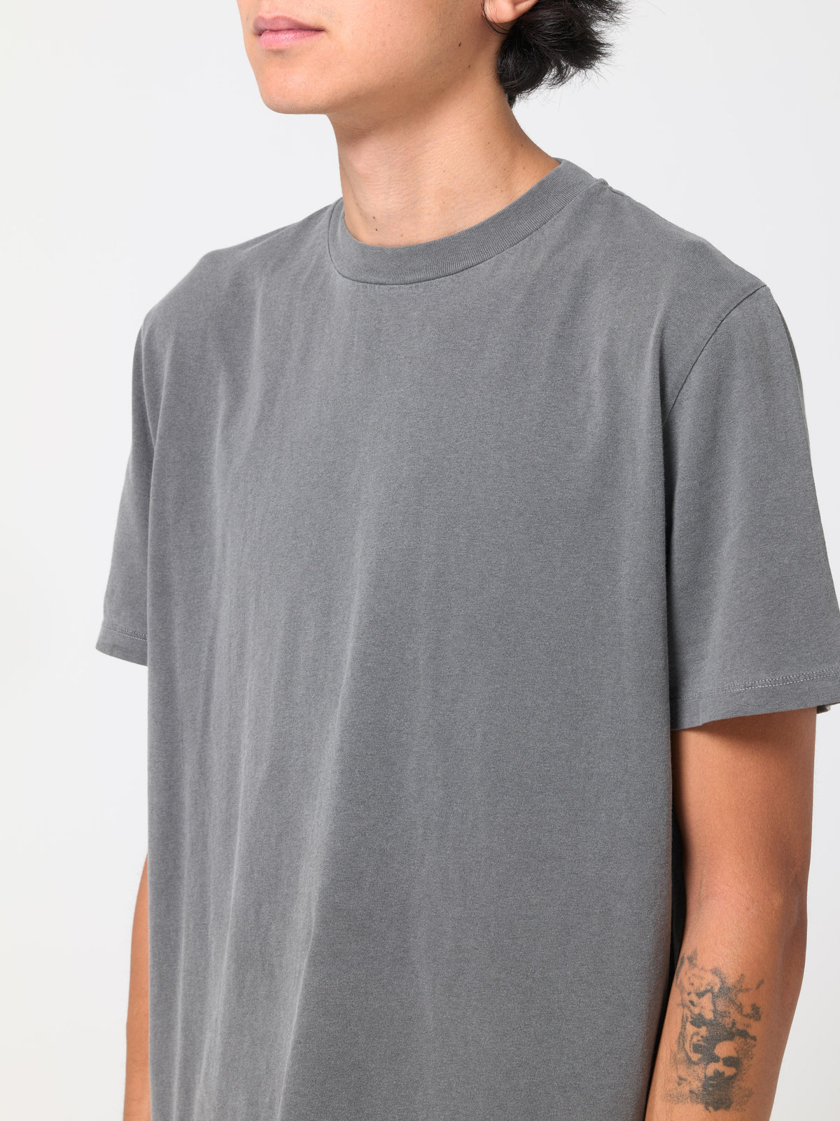 T-Shirt Box, Worn Black