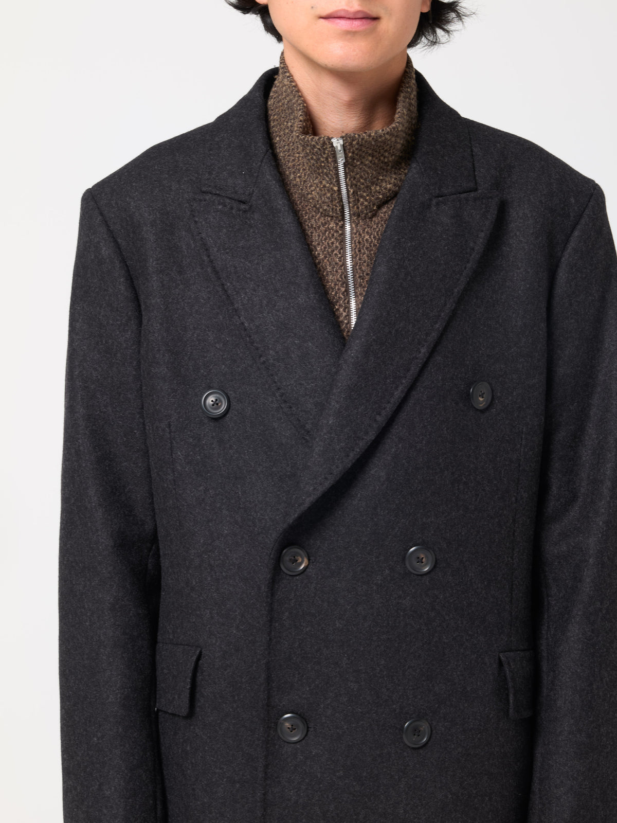 Manteau Whale, Granite Melton