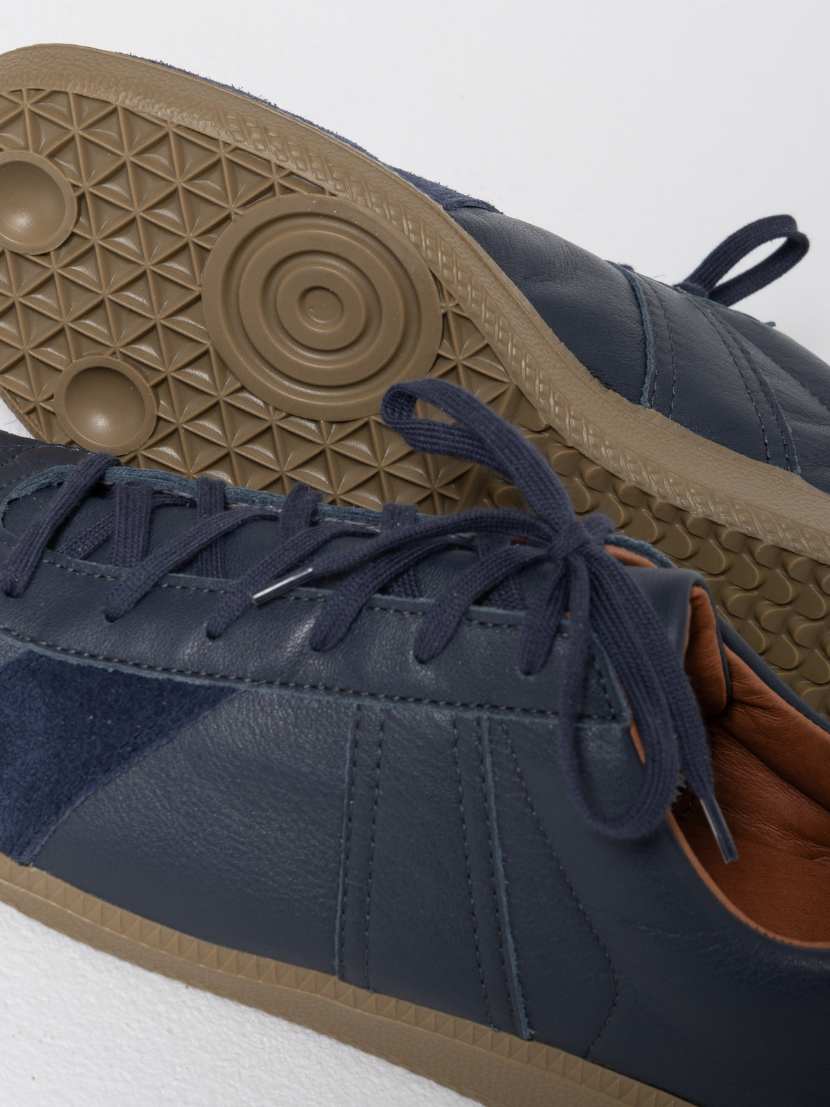 German Army Trainer, Bleu Marine
