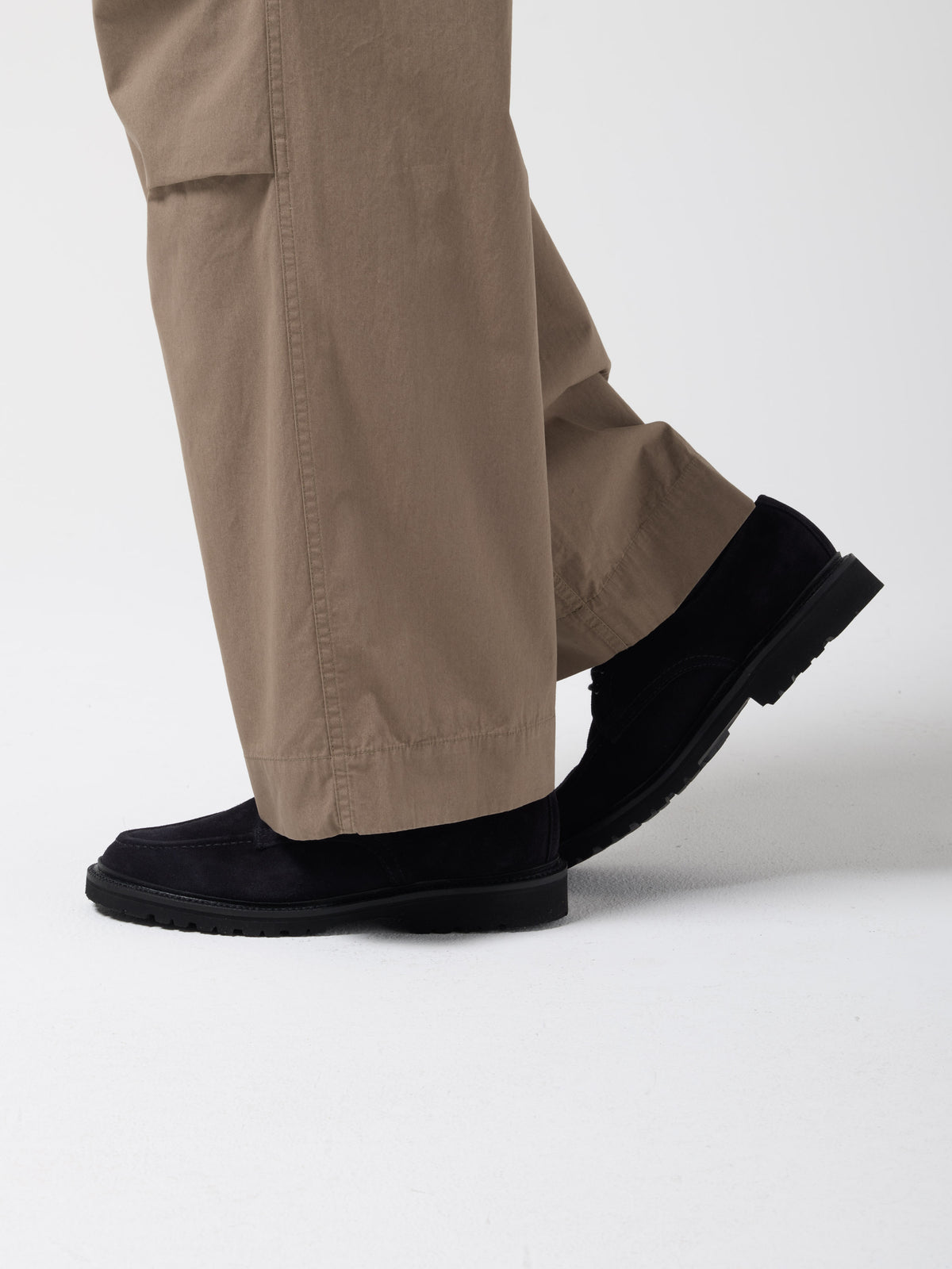 Apron Derby, Black Suede