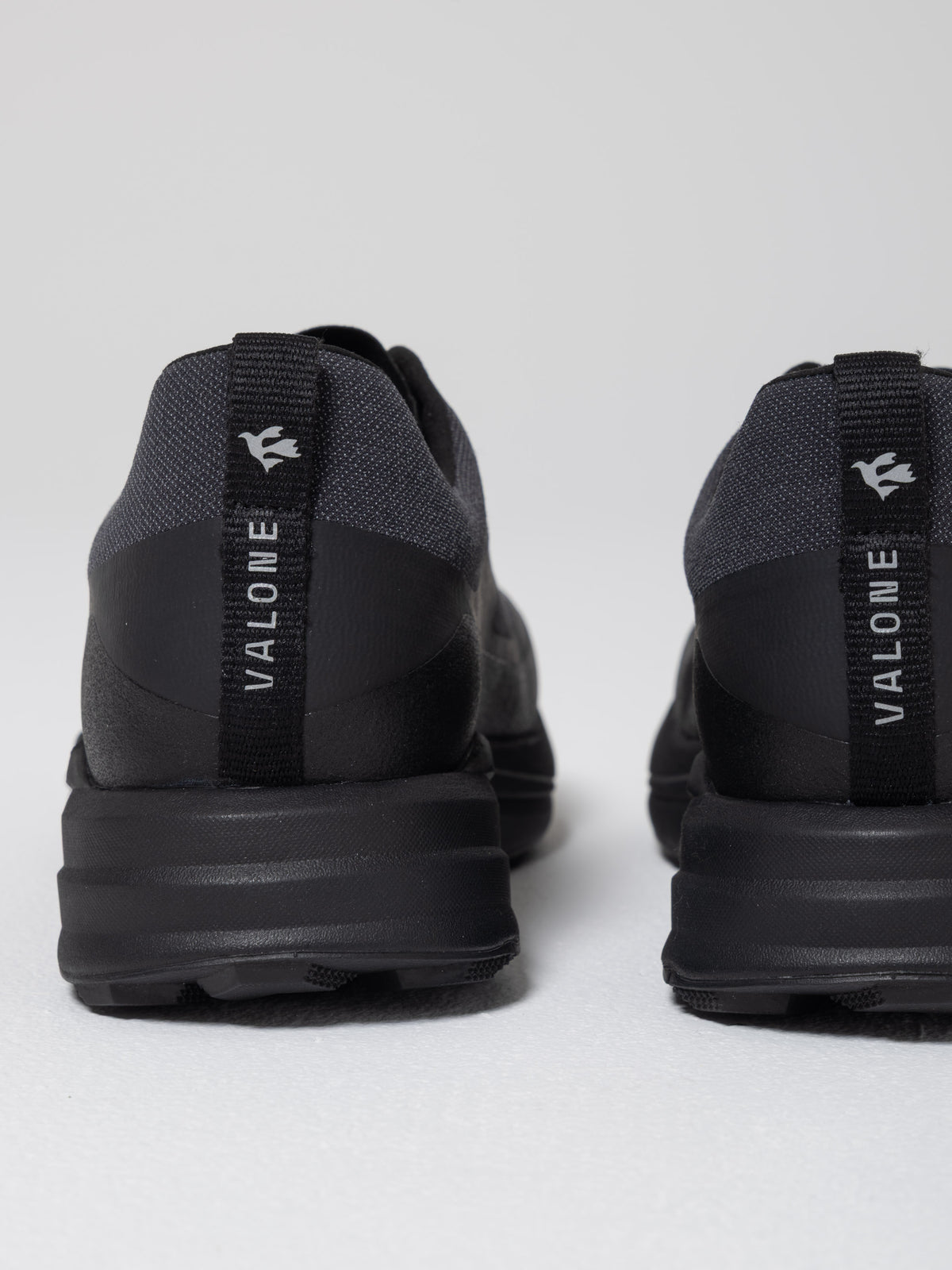 Rave, Triple Black